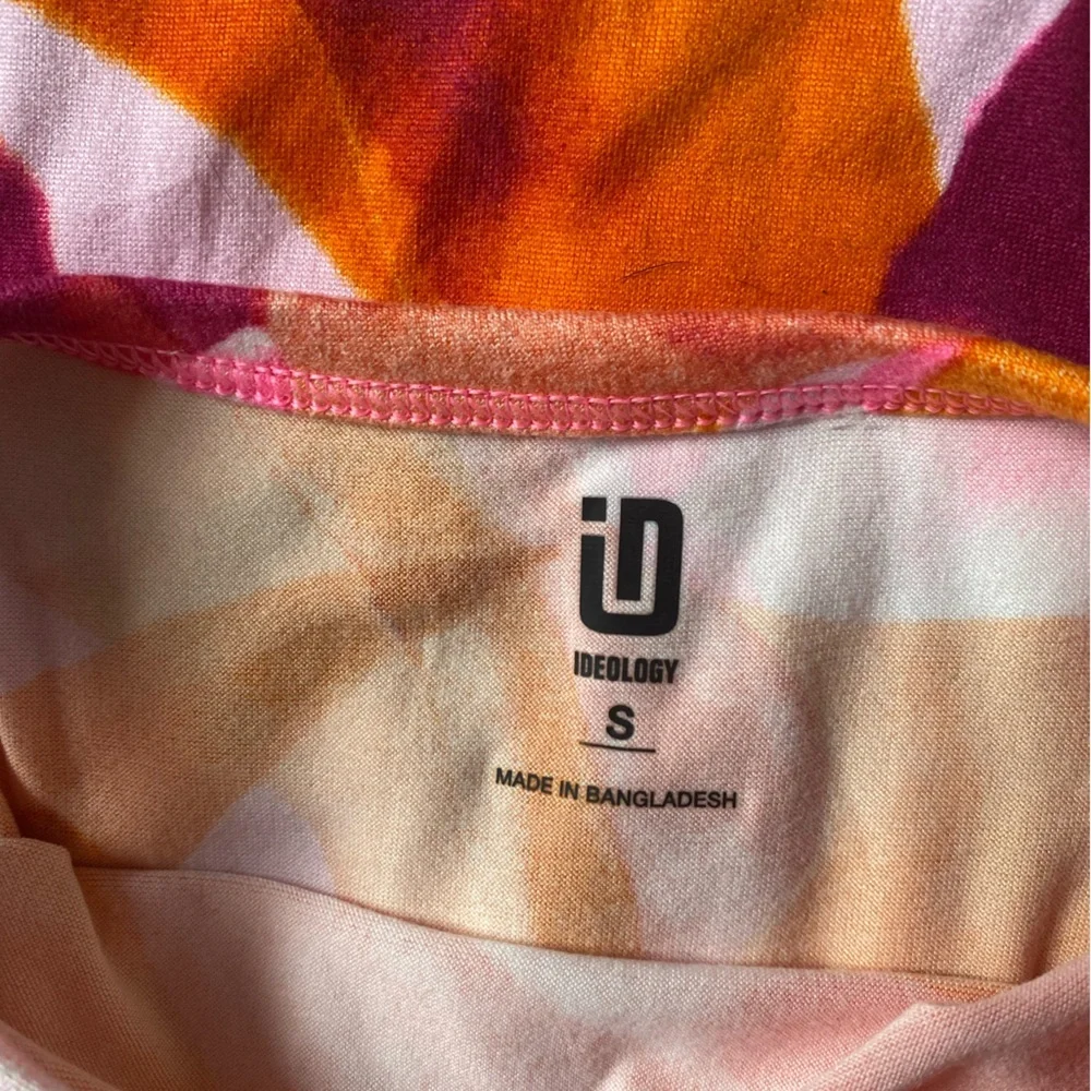 NWT Girl's Ideology Floating Petal Pattern Tank Size Small - Picture 3 of 5